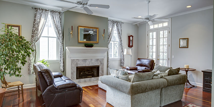Luxury modern livingroom with fireplace